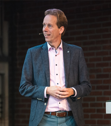 Bas van Riet Paap, BuurtzorgT | Agri Business Review | Top Home Based Psychiatric Treatment in Europe